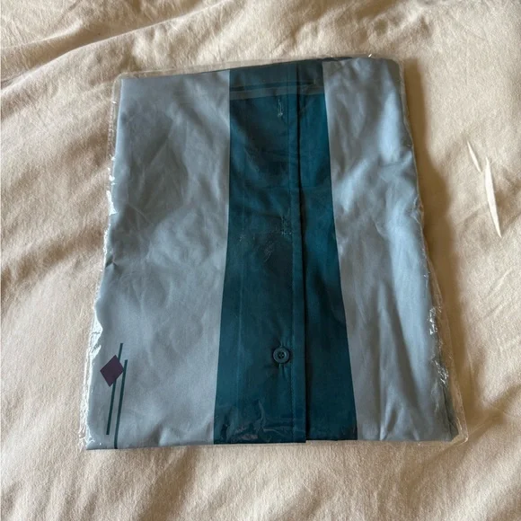 Men Retro Short Sleeve Camp Shirt Button Down
Loose Cuban Style Bowling Shirt - Picture 5 of 5